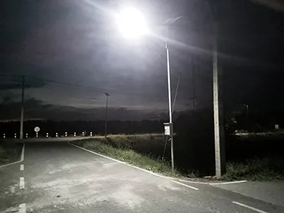 �ҹ�Դ������俶���������� 100W ����٧ 6 ���� �Դ��駷�� �.��û��